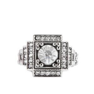 Elegant Silver Crystal Ring